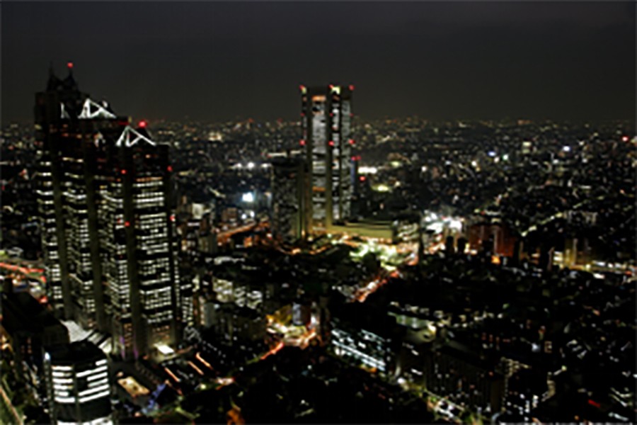 高樓夜景紅光奪目，你可知它們用處不??？